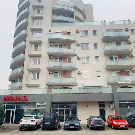 Zen Apartment Oradea - Free Parking Экстерьер фото